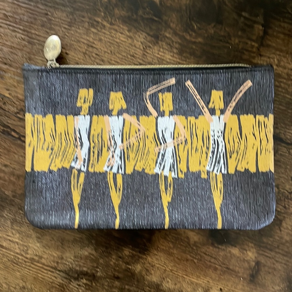 Ipsy Cosmetic Case * 7" x 5" * Gray / Gold / White‎ Dance Women